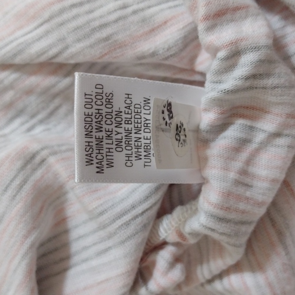 A:Glow Stretch Knit V-neck Striped Maternity Top NWOT Size M - Picture 6 of 6